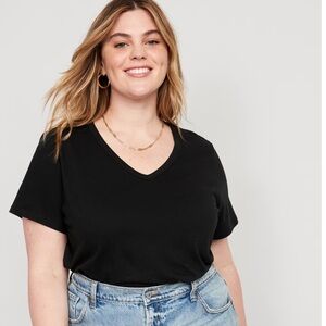 Old Navy | 2X | Black Jack EveryWhere V-Neck T-Shirt